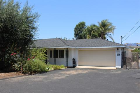 706 Osborne St, Vista, CA 92084 photo 8
