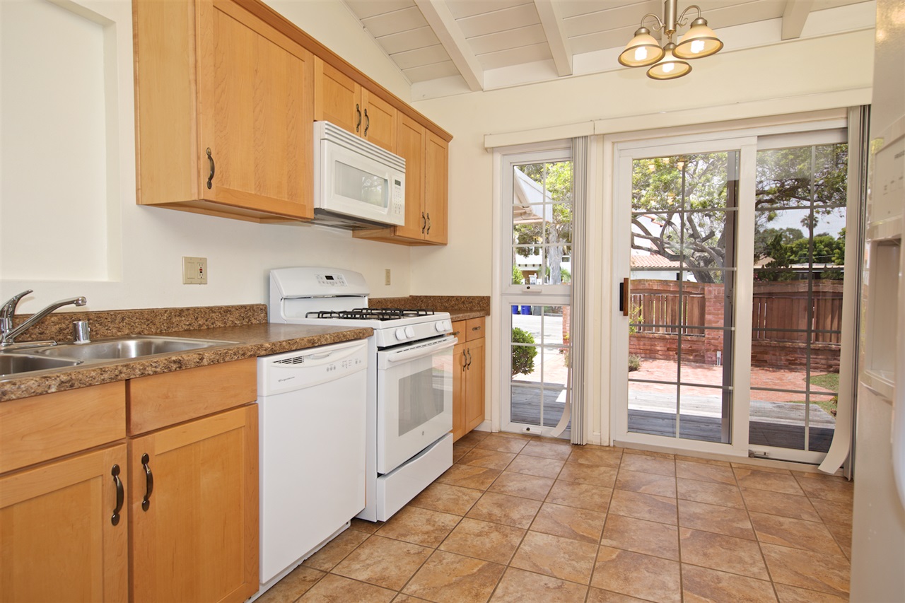 1031 Coronado Ave, Coronado, CA 92118 photo 13
