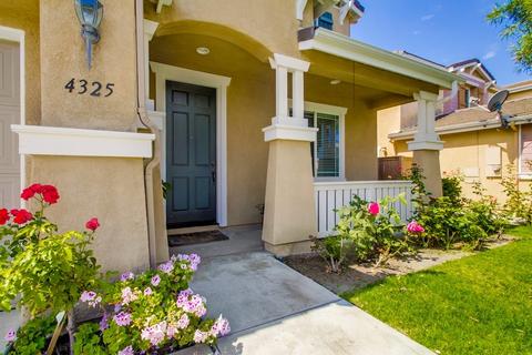 4325 Saddlehorn Way, Oceanside, CA 92057 photo 2