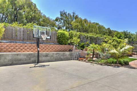 8443 Cliffridge Ln, La Jolla, CA 92037 photo 13