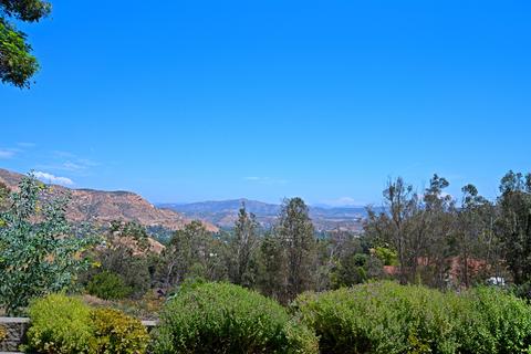 11555 Hi Ridge Rd, Lakeside, CA 92040 photo 4
