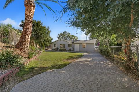 3915 E Roberta Dr, Orange, CA 92869 photo 3