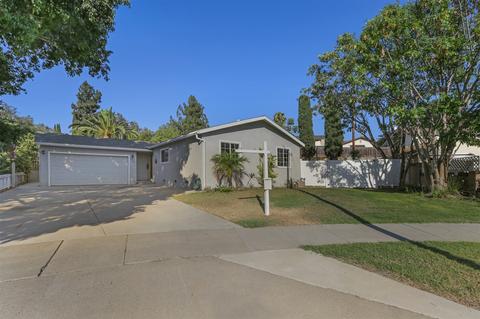 3915 E Roberta Dr, Orange, CA 92869 photo 2