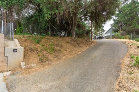 655 E Alvarado St, Fallbrook, CA 92028 photo 4