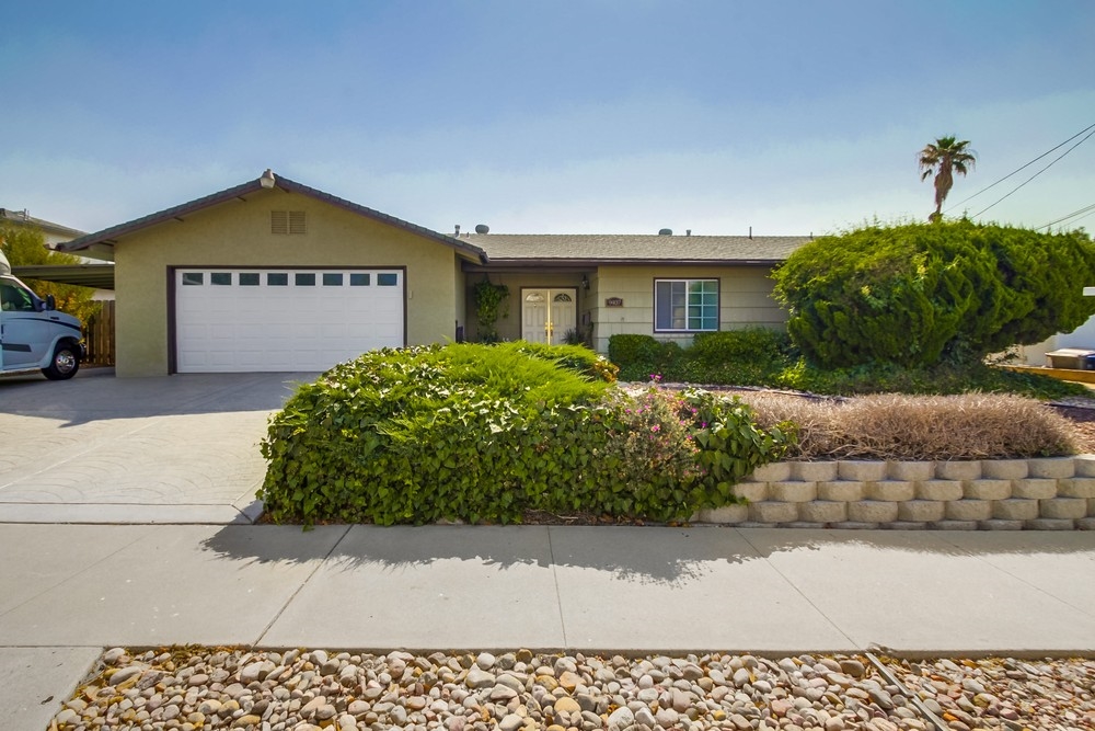 9407 Pebble Beach Dr, Santee, CA 92071 photo 1