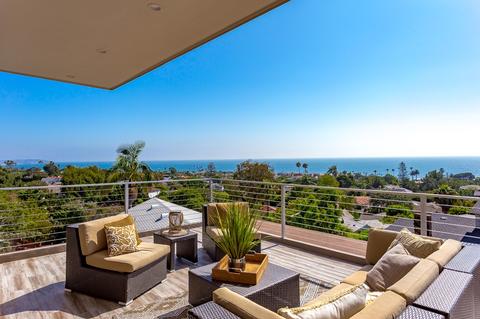 5831 Folsom Dr, La Jolla, CA 92037 photo 3