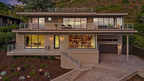 5831 Folsom Dr, La Jolla, CA 92037 photo 1