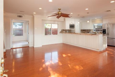 121 Palm Ave, Coronado, CA 92118 photo 4