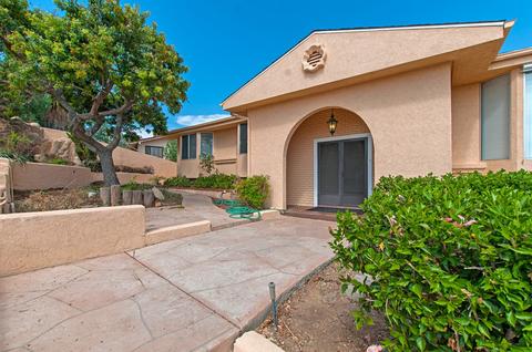 1801 Carob Tree Ln, El Cajon, CA 92021 photo 4