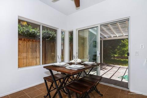 1593 Via Otano, Oceanside, CA 92056 photo 11