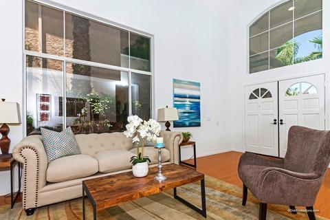 1593 Via Otano, Oceanside, CA 92056 photo 5