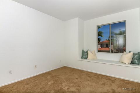 1593 Via Otano, Oceanside, CA 92056 photo 20
