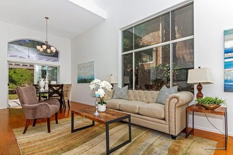 1593 Via Otano, Oceanside, CA 92056 photo 4