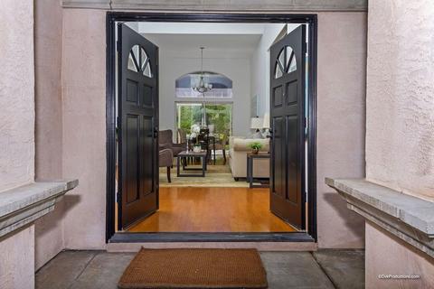 1593 Via Otano, Oceanside, CA 92056 photo 3