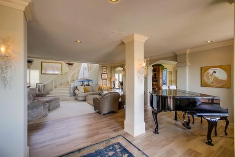 545 Ocean Blvd, Coronado, CA 92118 photo 9