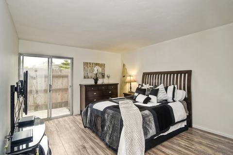 405 Requeza St #H1, Encinitas, CA 92024 photo 4