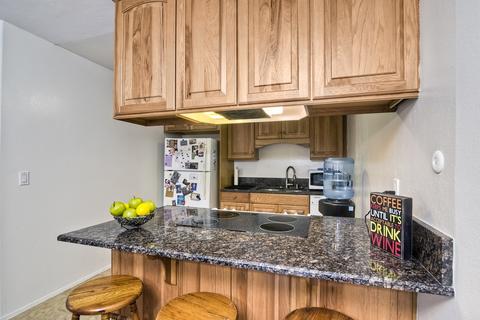 405 Requeza St #H1, Encinitas, CA 92024 photo 3