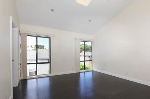 8254 Caminito Modena, La Jolla, CA 92037 photo 17