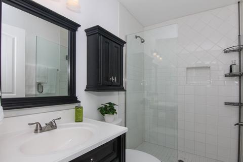 8254 Caminito Modena, La Jolla, CA 92037 photo 16