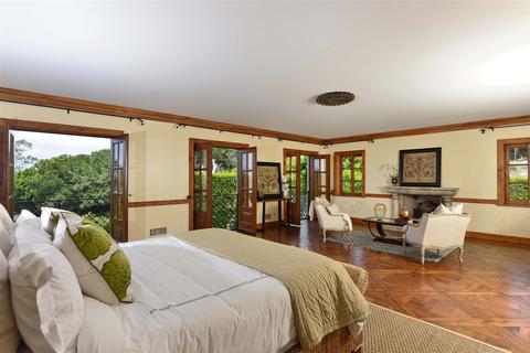 Undisclosed, La Jolla, CA 92037 photo 17