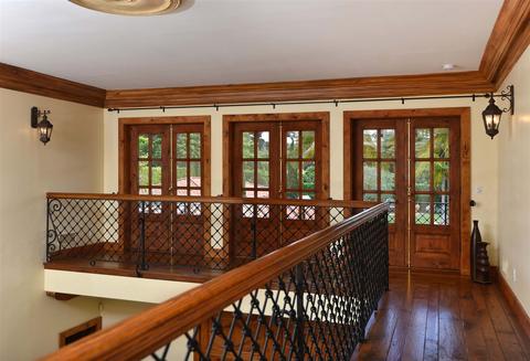 Undisclosed, La Jolla, CA 92037 photo 20