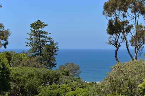 Undisclosed, La Jolla, CA 92037 photo 2