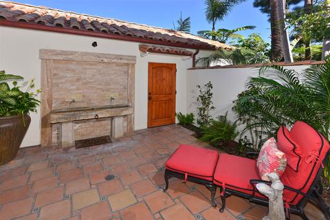 Undisclosed, La Jolla, CA 92037 photo 22
