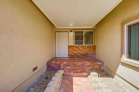 9328 Lakeview, Lakeside, CA 92040 photo 2