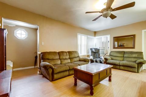 10450 Del Rio Rd, Spring Valley, CA 91978 photo 5