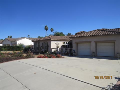 1207 Firecrest Way, Fallbrook, CA 92028 photo 16