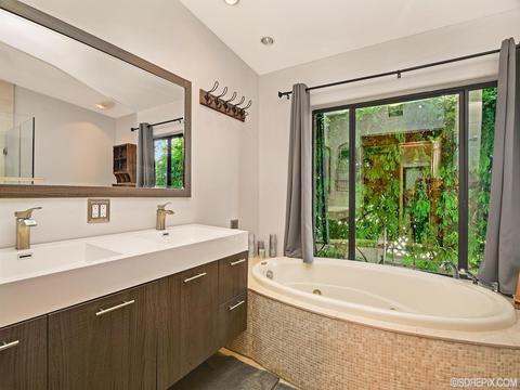 6209 Beaumont Ave, La Jolla, CA 92037 photo 15