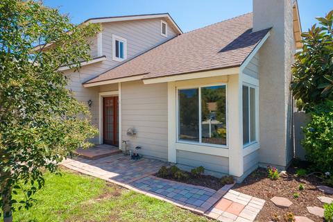 5435 Lariat Way, Oceanside, CA 92057 photo 2