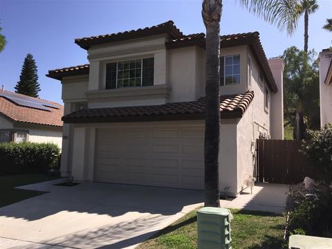 922 Gallery Dr, Oceanside, CA 92057 photo 2