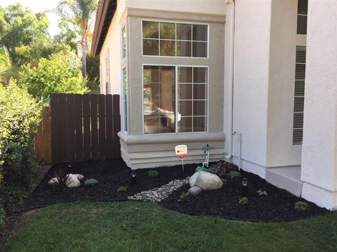 922 Gallery Dr, Oceanside, CA 92057 photo 3
