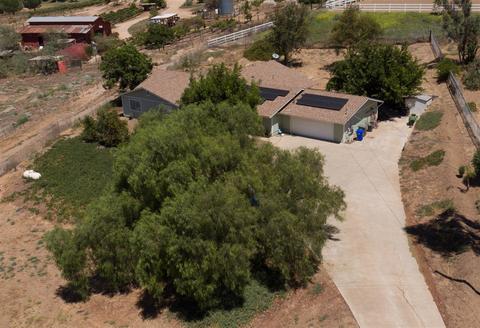 1036 Olive Ave, Ramona, CA 92065 photo 1