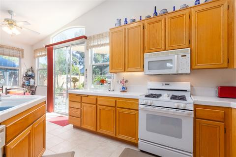8291 Serenity Ct, El Cajon, CA 92021 photo 16