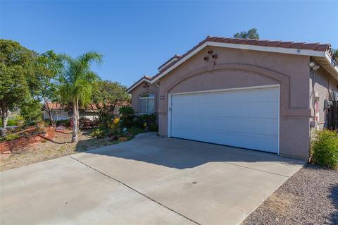 8291 Serenity Ct, El Cajon, CA 92021 photo 2