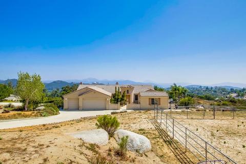 3521 Fazio Rd, Alpine, CA 91901 photo 3