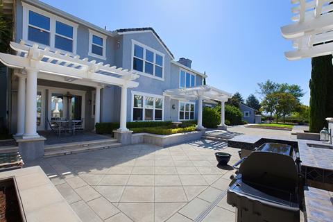 2073 Kristi Ct, Fallbrook, CA 92028 photo 2