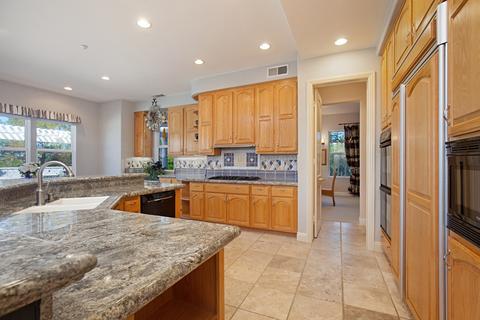 2073 Kristi Ct, Fallbrook, CA 92028 photo 8