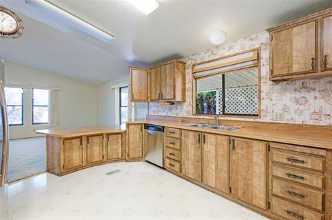 1608 Desert Gln, Escondido, CA 92026 photo 7
