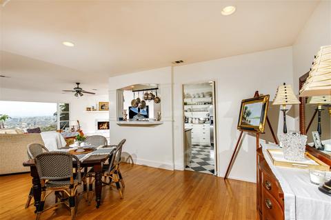 1497 Crest Dr, Encinitas, CA 92024 photo 10