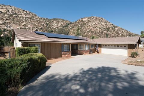 25250 Poderio Dr, Ramona, CA 92065 photo 1