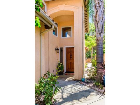 777 Calle Montera, Escondido, CA 92025 photo 4