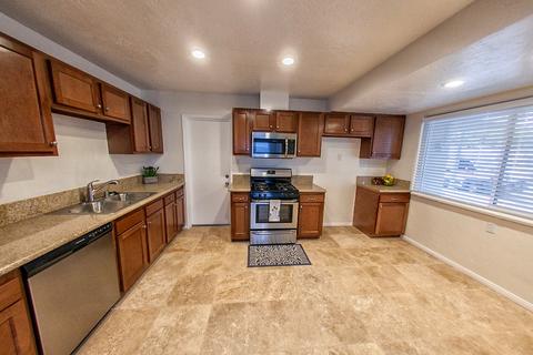 6268 Streamview Dr, San Diego, CA 92115 photo 4
