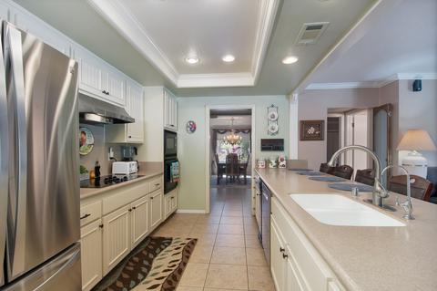 10338 Oak Ranch Ln, Escondido, CA 92026 photo 2