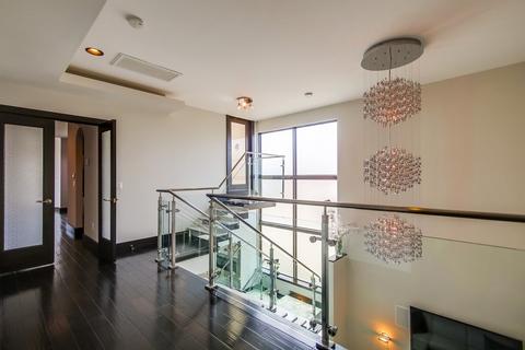 520 Glorietta Blvd, Coronado, CA 92118 photo 9