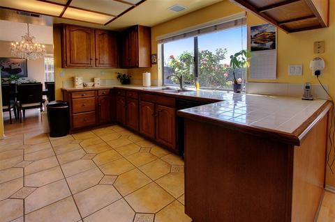 2063 Monaco Ct, El Cajon, CA 92019 photo 7