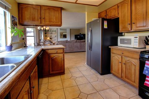 2063 Monaco Ct, El Cajon, CA 92019 photo 5