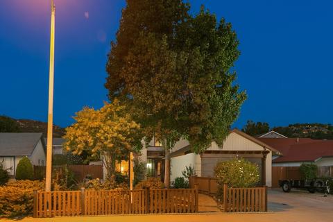 15133 Jenell St, Poway, CA 92064 photo 2
